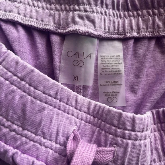*SOLD* NWT Calia Weekend Short Lilac Fields - Picture 4 of 4